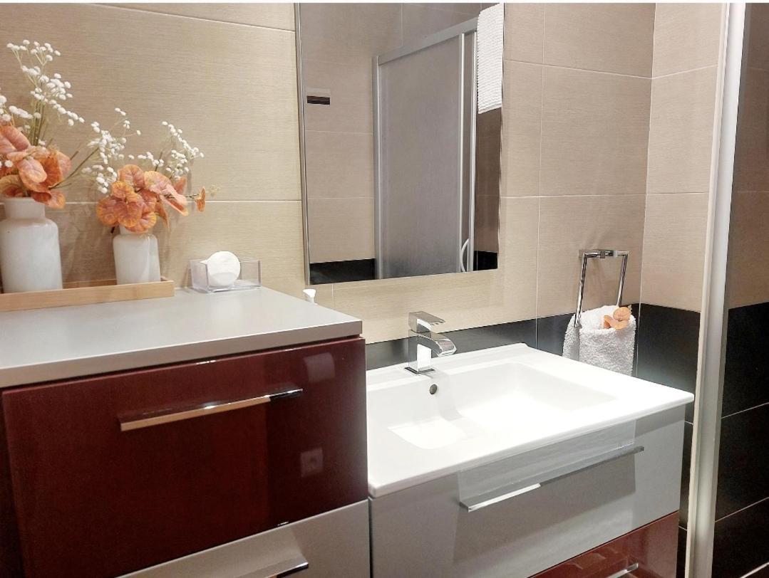Apartamento Vive Теруел Екстериор снимка
